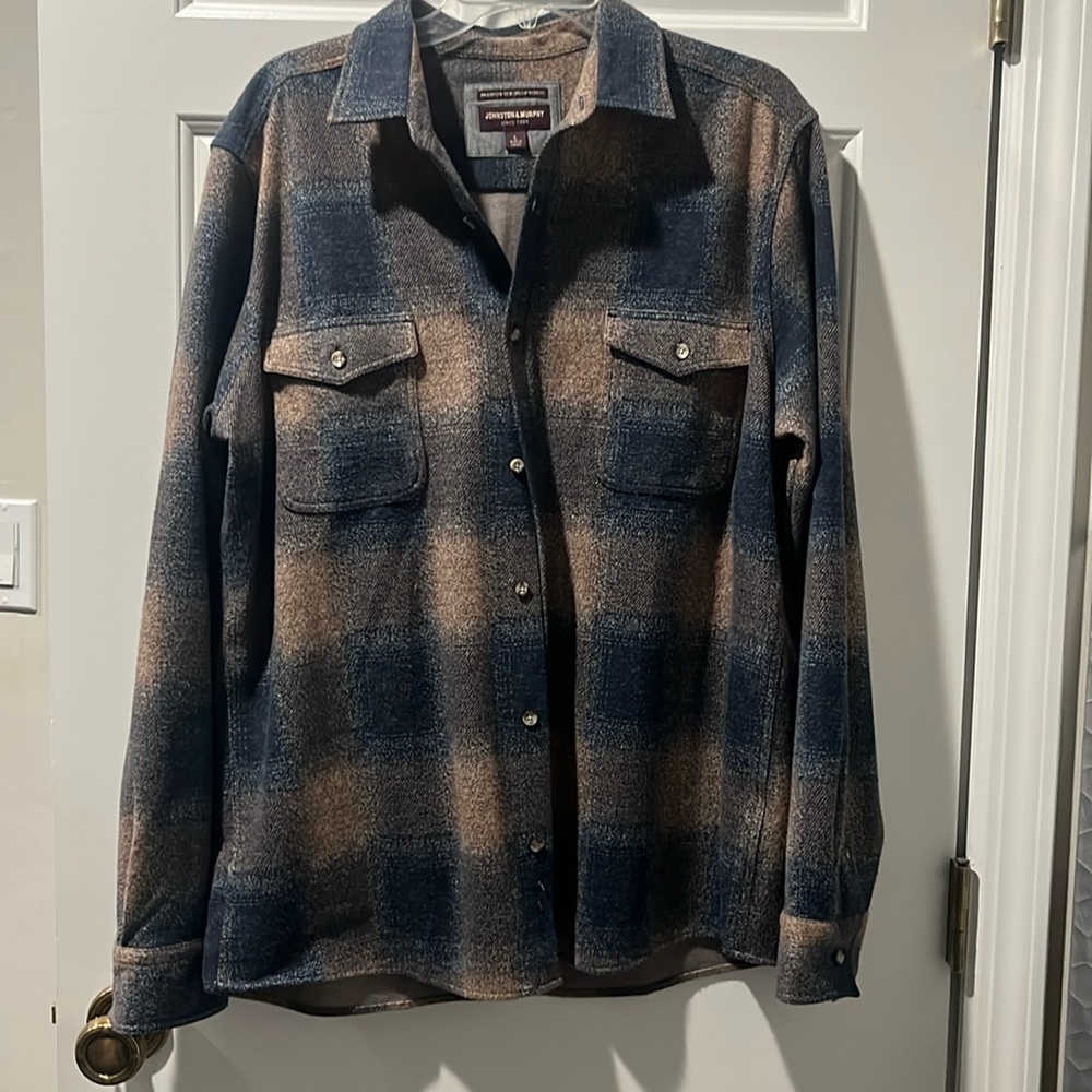 Johnston & Murphy Size large Blue Plaid Button Down Shirt